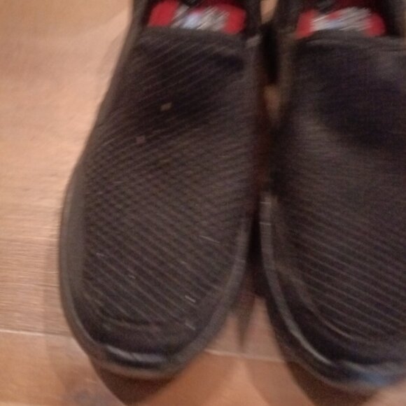 Sketchers Loafers - us8 - Picture 1 of 3